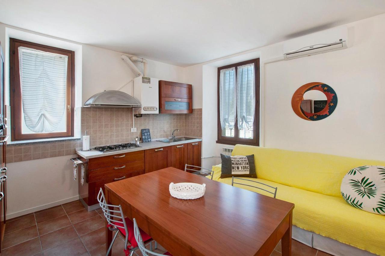 Appartamento Casa Sole Novate Mezzola Esterno foto